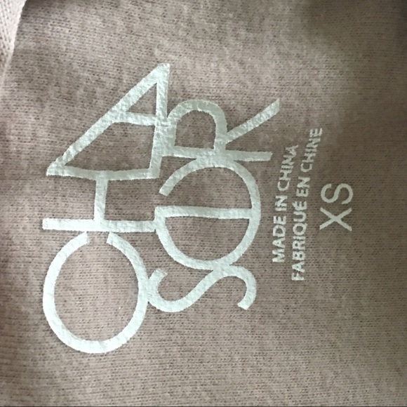 Chaser glitter eyelash & lip pink tee XS - Picture 7 of 8